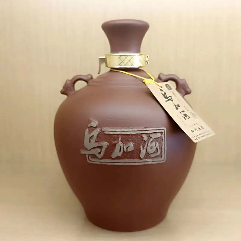 Китайская водка Уцзяхэ в в глиняные кувшины вес 1.5 кг.1